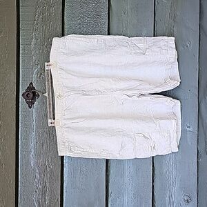 TOMMY BAHAMA Shorts